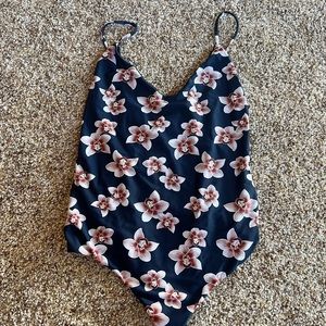 Acacia Banyans Fullpiece in Isle